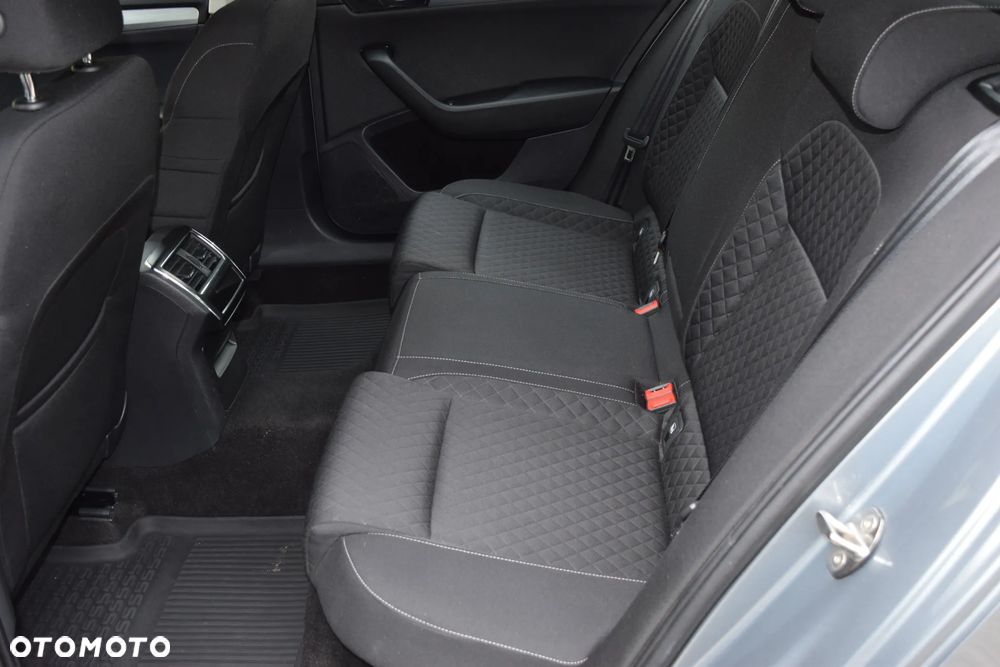 Skoda Superb 1.5 TSI L&K DSG - 12