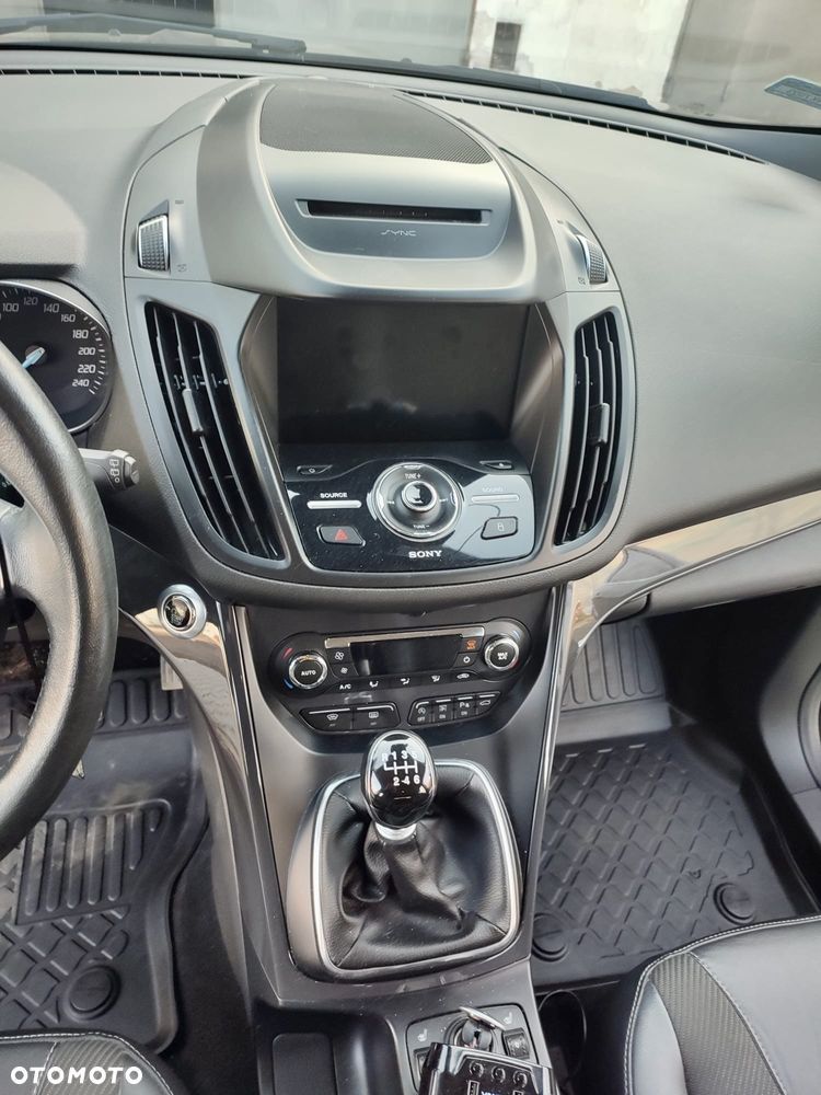 Ford Kuga 2.0 TDCi 2x4 Titanium - 7