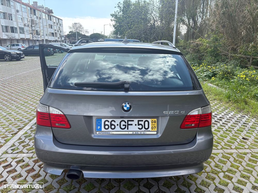 BMW 320 d Auto - 5