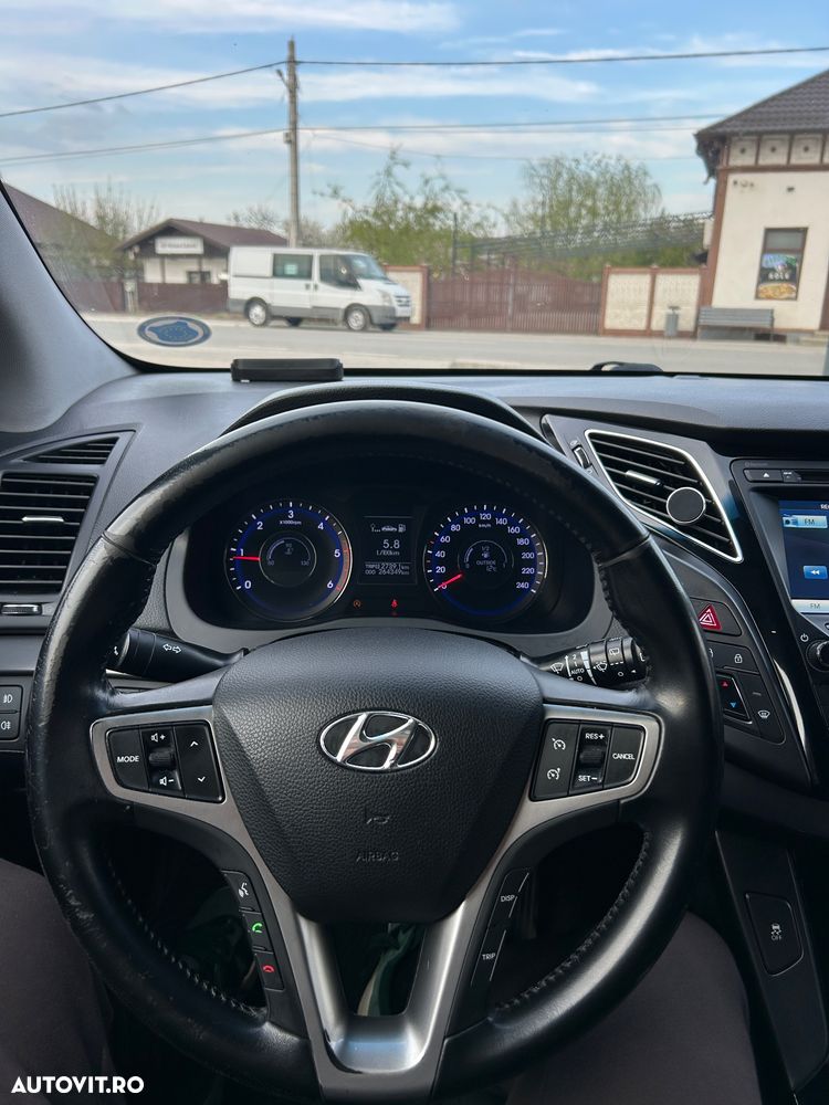 Hyundai i40 - 11