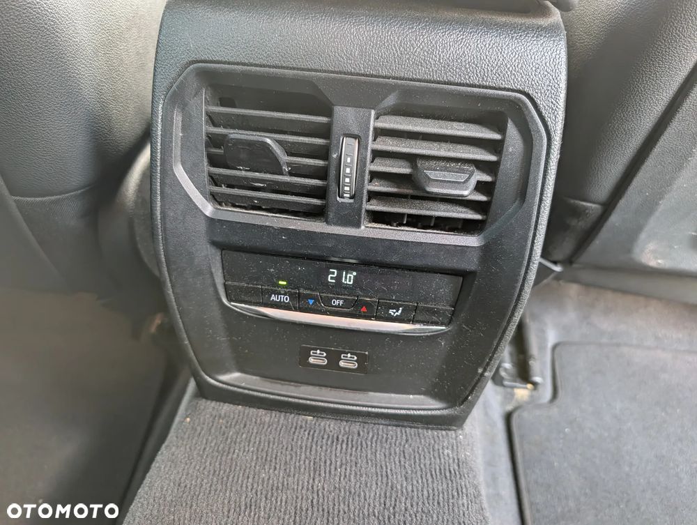 BMW Seria 3 318i Luxury Line - 20