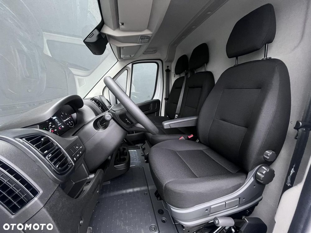 Opel Movano - 10