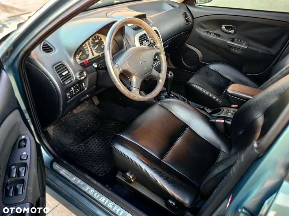 Mitsubishi Carisma 1.8 GDI Automatik Comfort Plus - 6