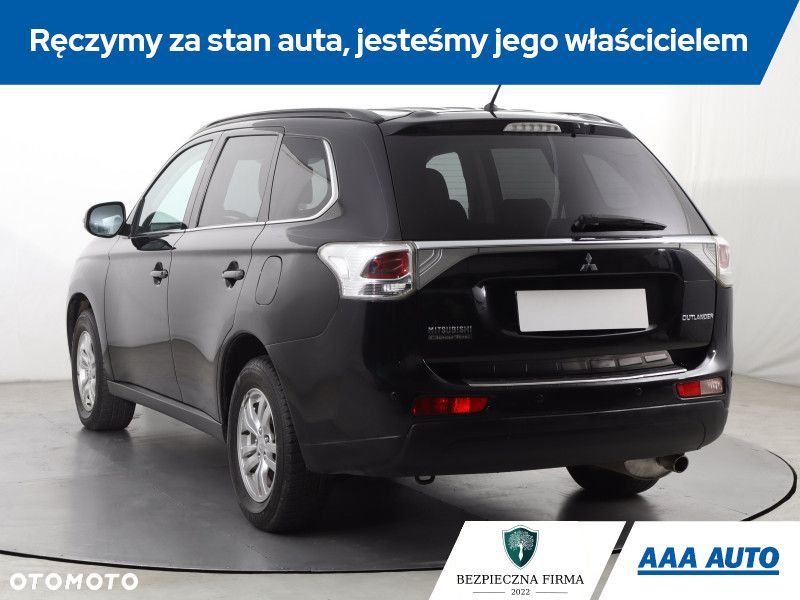 Mitsubishi Outlander - 5