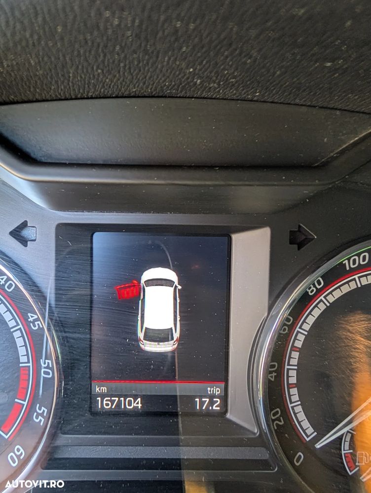 Skoda Octavia 2.0 TDI RS - 15