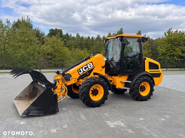 JCB TM 220 |przegubowo-teleskopowa  | 2019r| 2 łyżki | krokodyl | szybka jazda 40km |