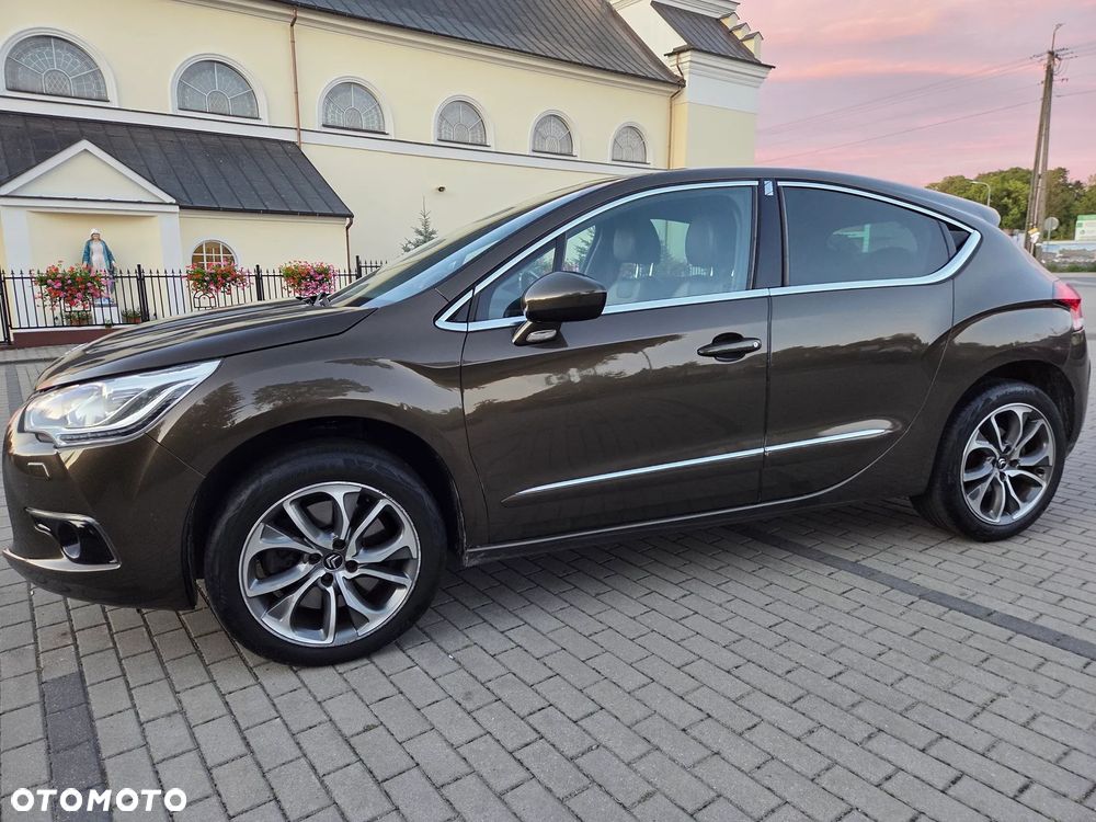 Citroën DS4 1.6 THP SportChic - 1