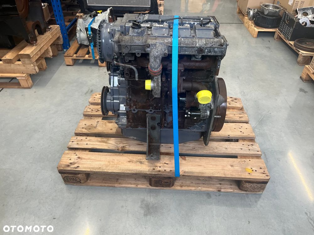 SILNIK DEUTZ BF4L 1011F BF 4L 1011 F turbo 55,5KW 11381netto - 4