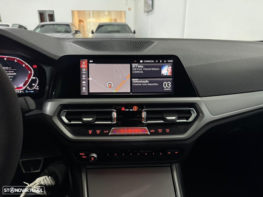 BMW 330 e Pack M Auto - 15