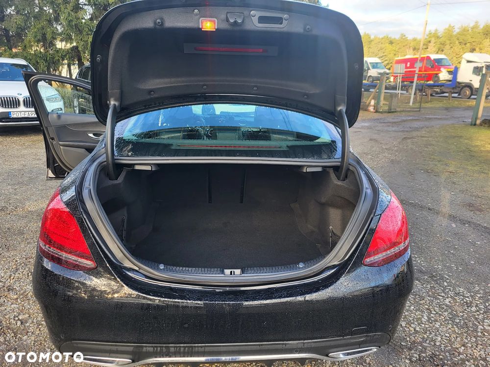 Mercedes-Benz Klasa C 220 d 9G-TRONIC - 11