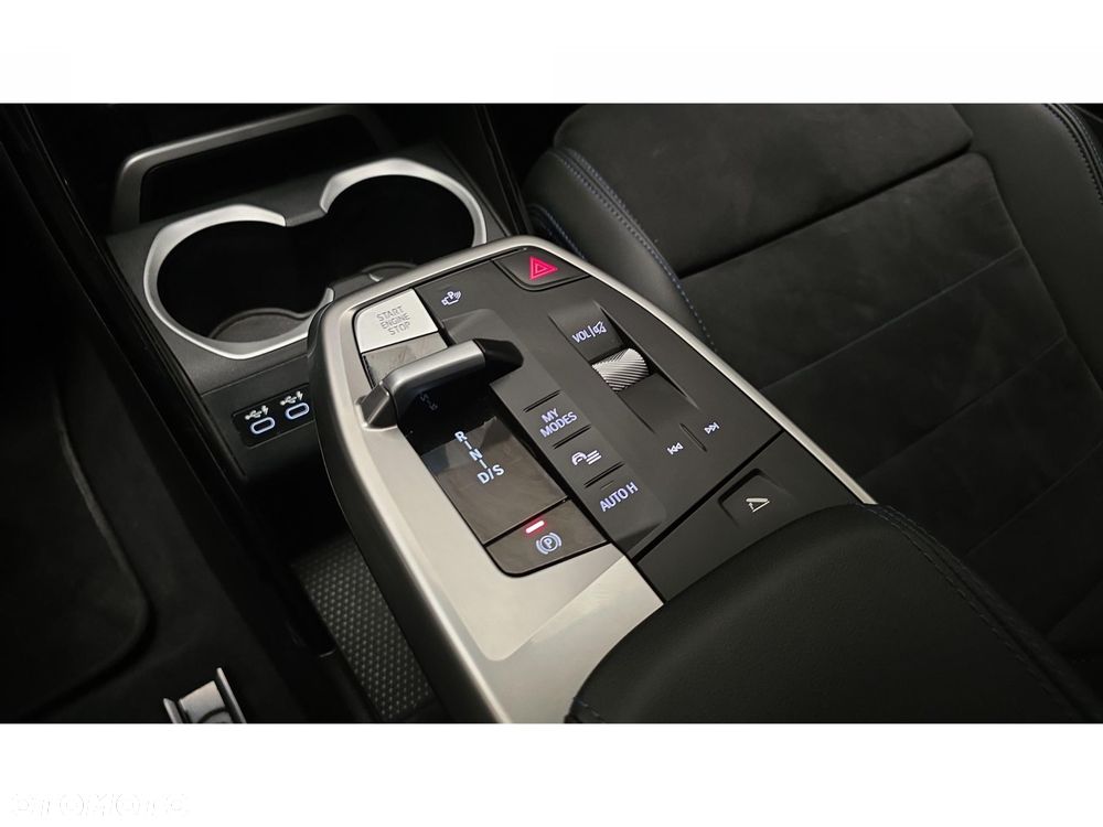 BMW X2 sDrive18d - 22