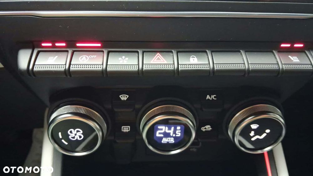Renault Clio - 26