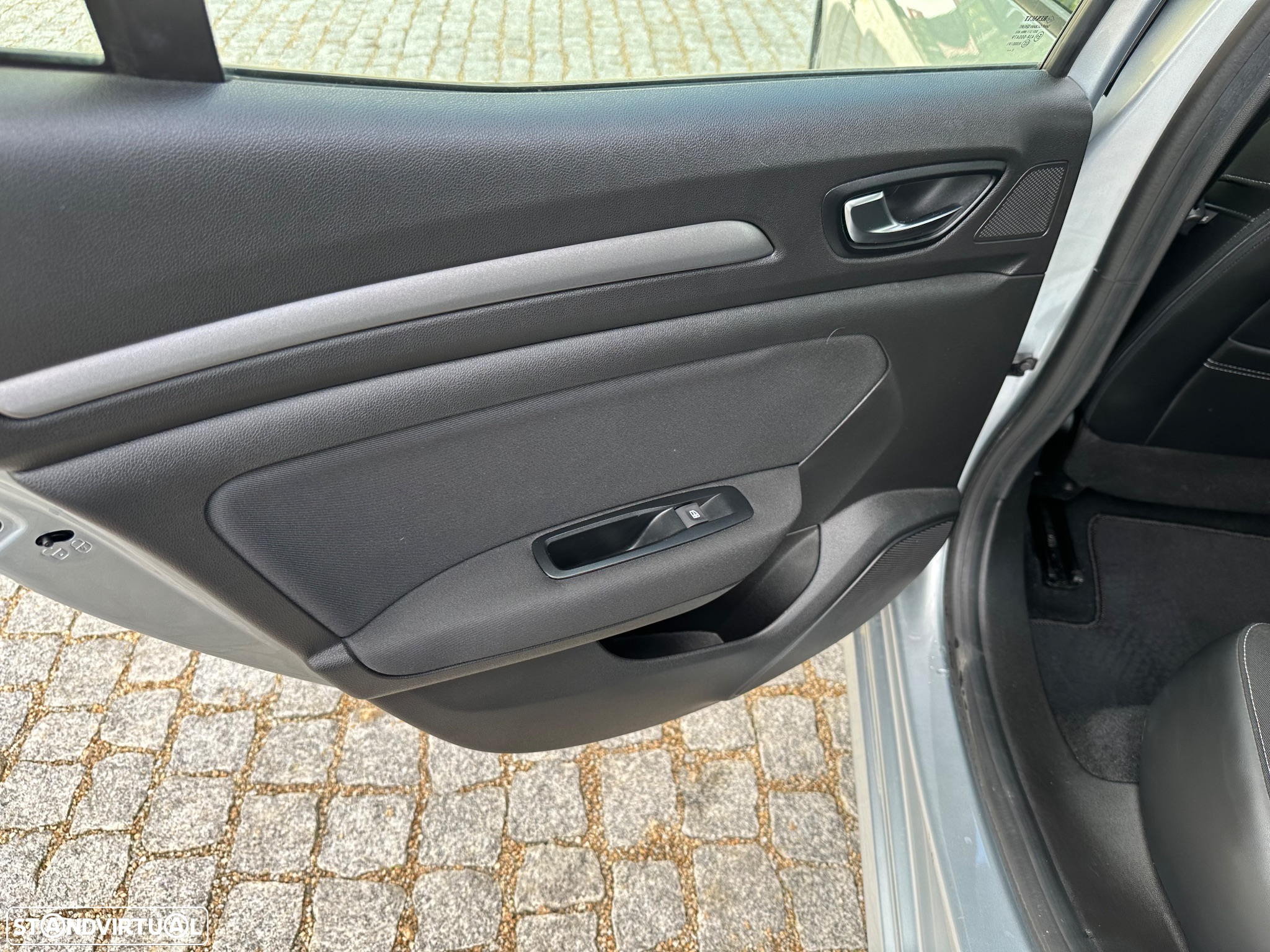 Renault Mégane 1.5 Blue dCi Limited - 14