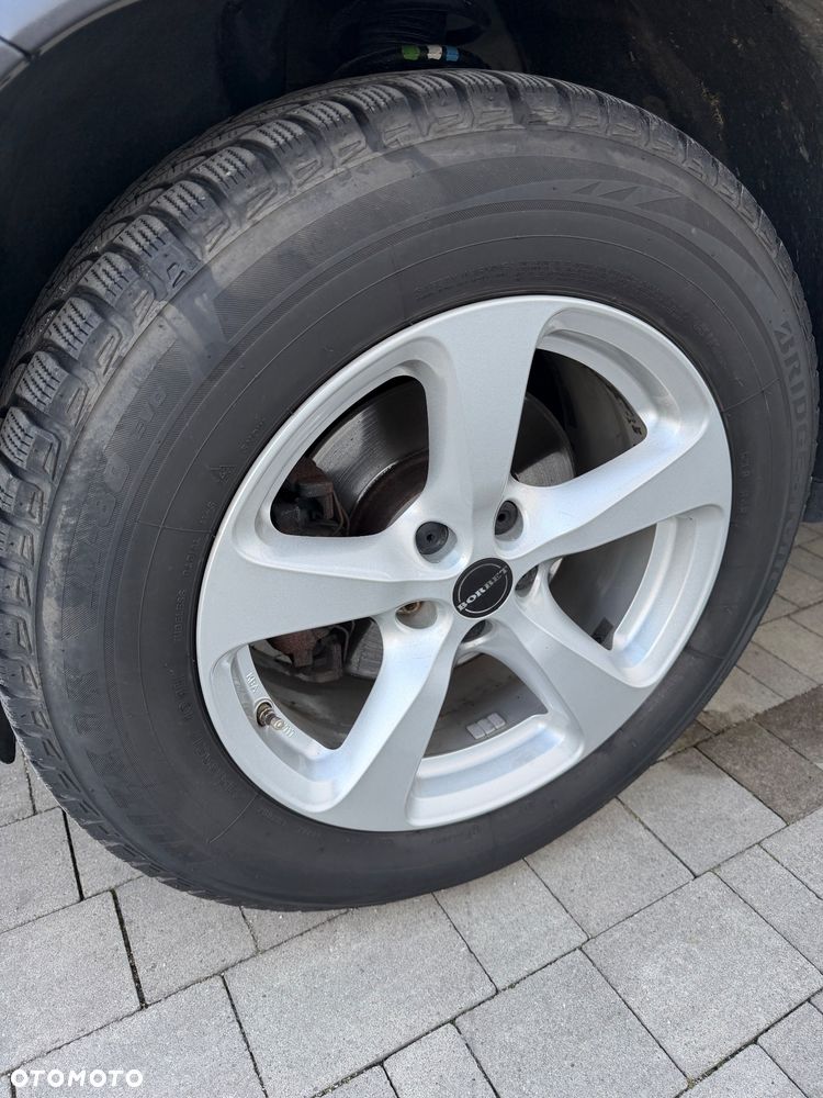 Volkswagen Tiguan - 30