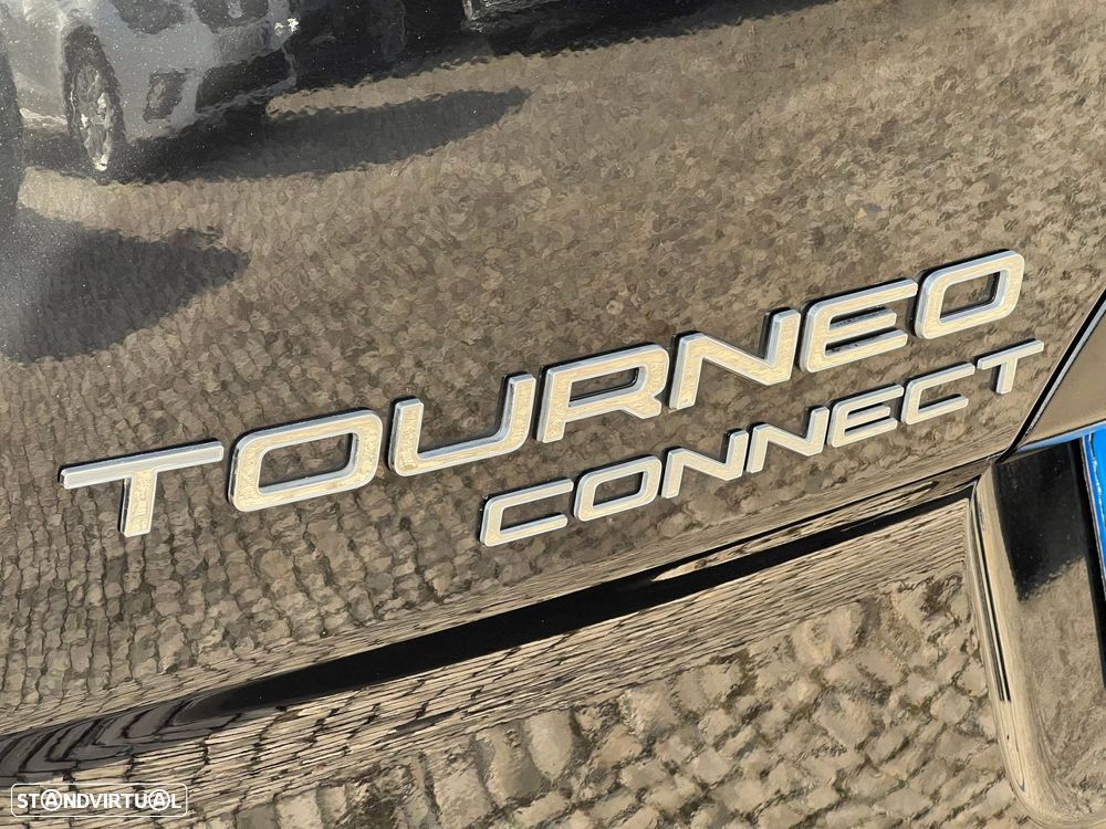 Ford Tourneo Connect 1.5 TDCi Titanium - 22