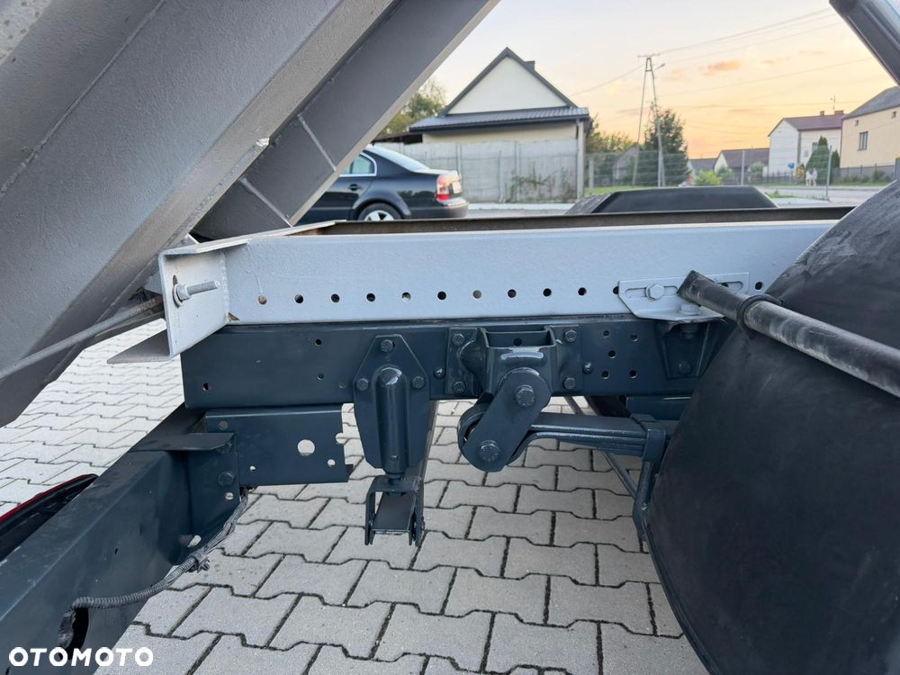 Iveco DAILY Wywrotka Kiper Doka Tempomat 3 os. Hak Serwis - 18
