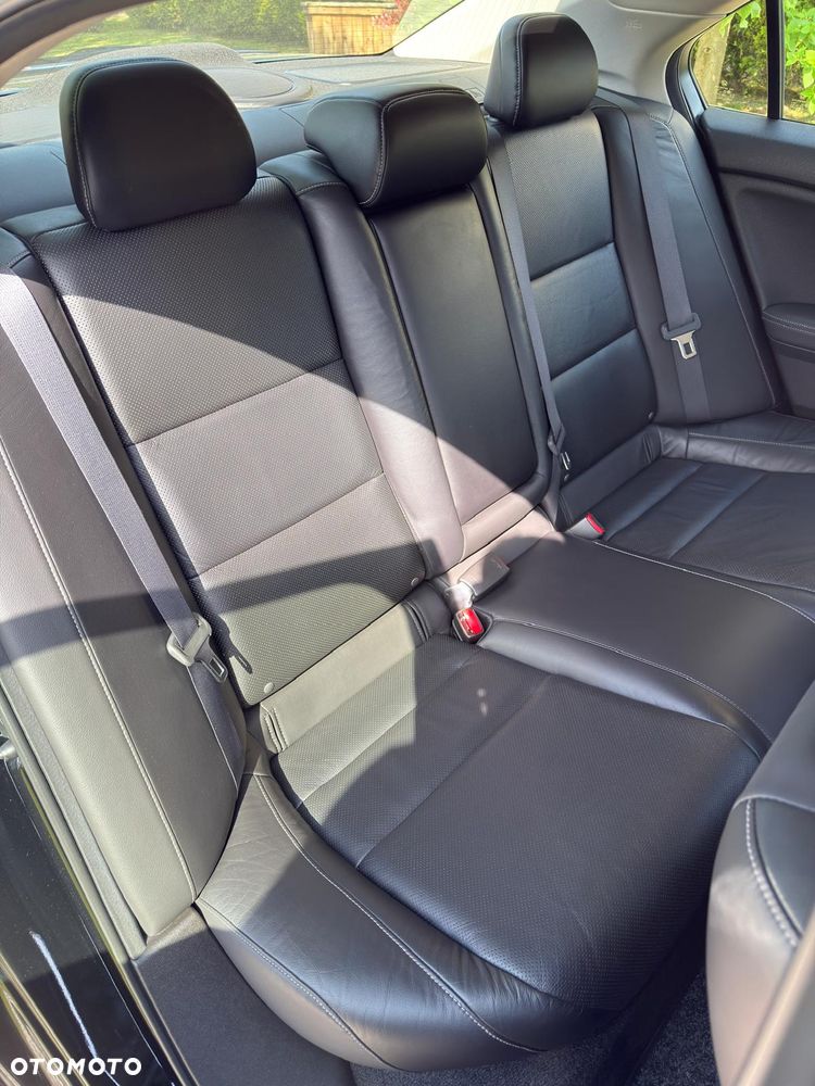 Honda Accord 2.4 Executive - 29