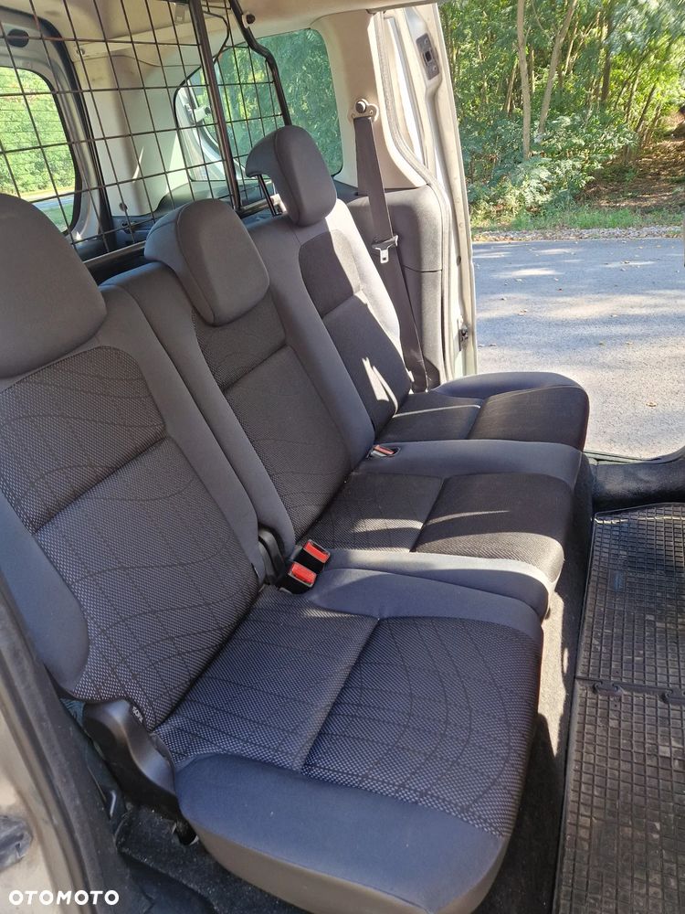 Peugeot Partner - 9