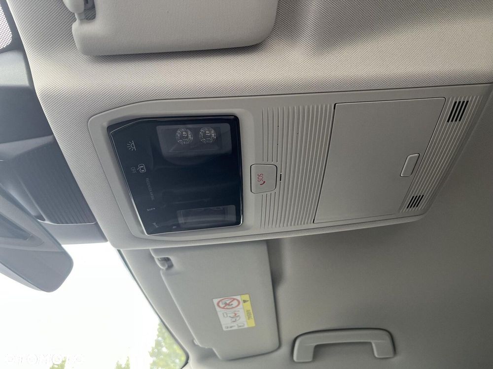 Volkswagen Tiguan - 38