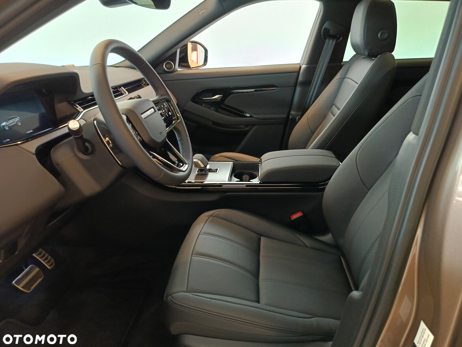 Land Rover Range Rover Evoque - 12