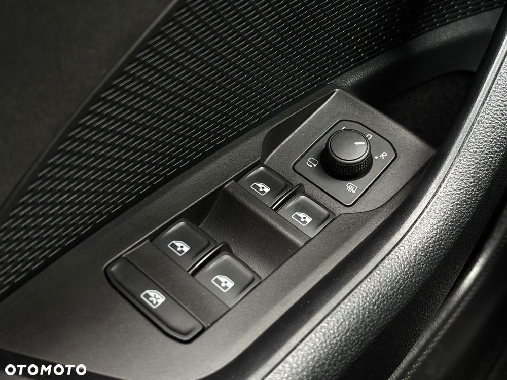 Skoda Octavia 2.0 TSI RS DSG - 22