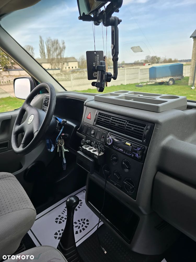 Volkswagen Transporter - 8