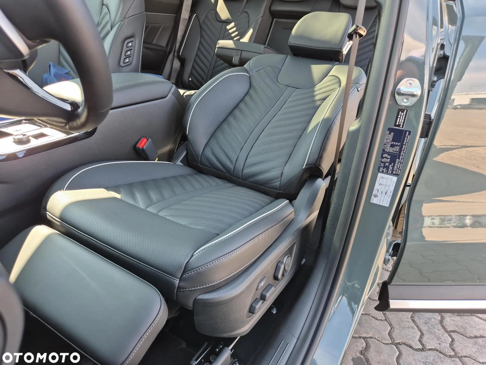 Kia Sorento 1.6 T-GDI HEV Prestige Line - 24