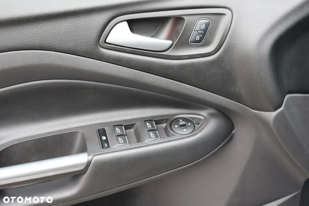 Ford Kuga 2.0 TDCi 4x4 Business Edition - 17