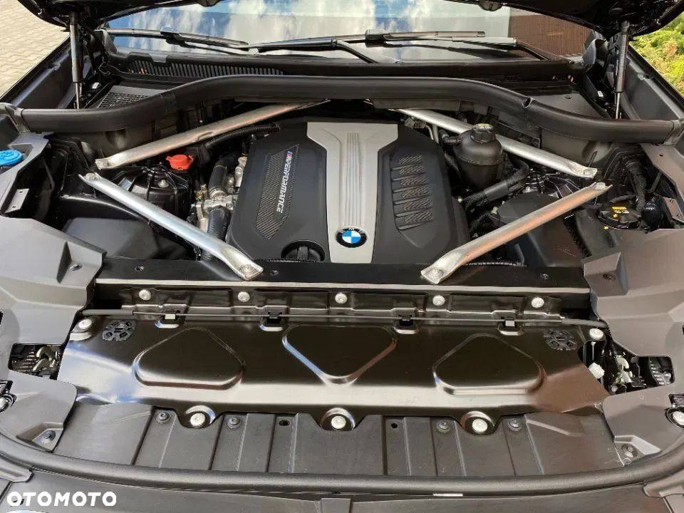 BMW X5 M M50d - 40