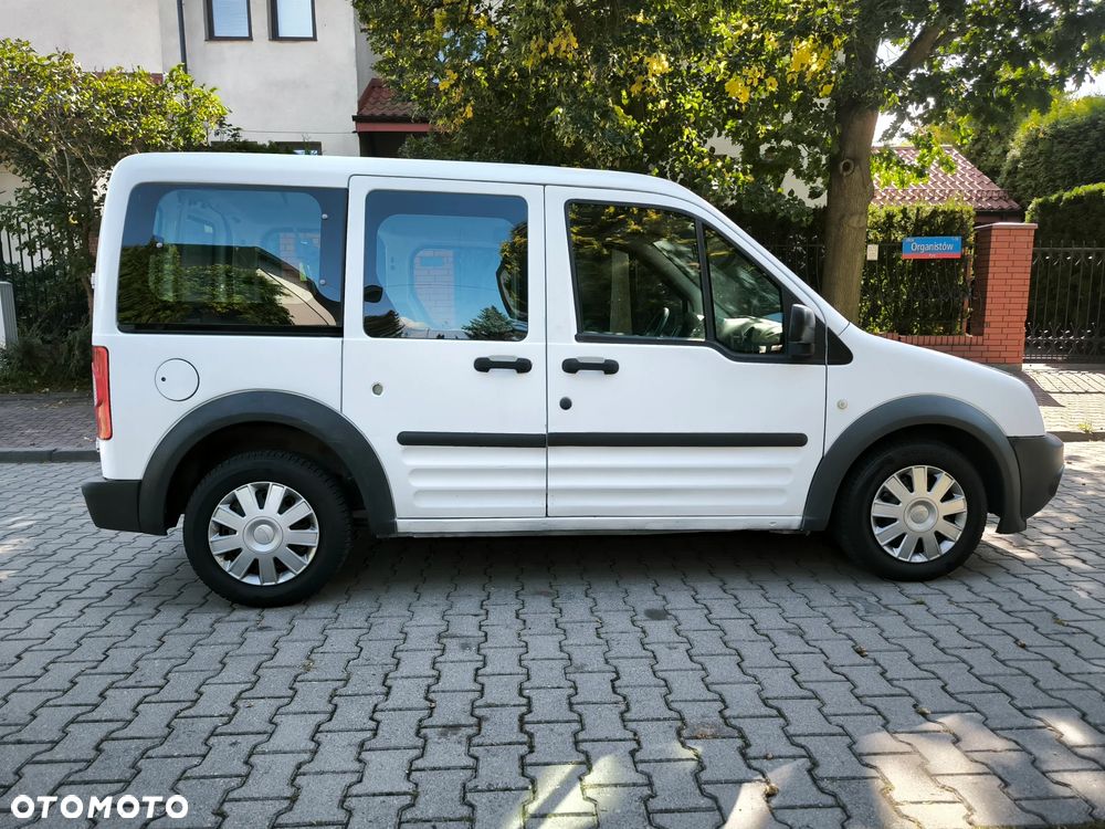 Ford Tourneo Connect - 19