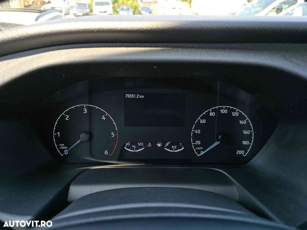 Ford Transit - 10