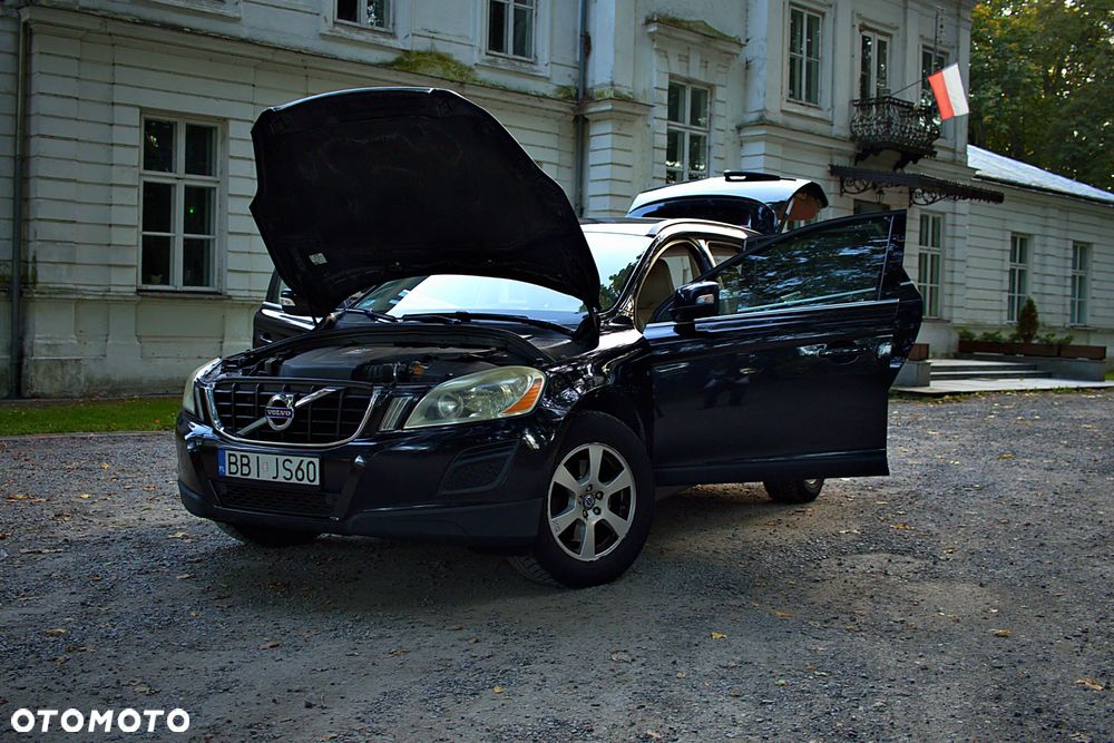Volvo XC 60 - 8