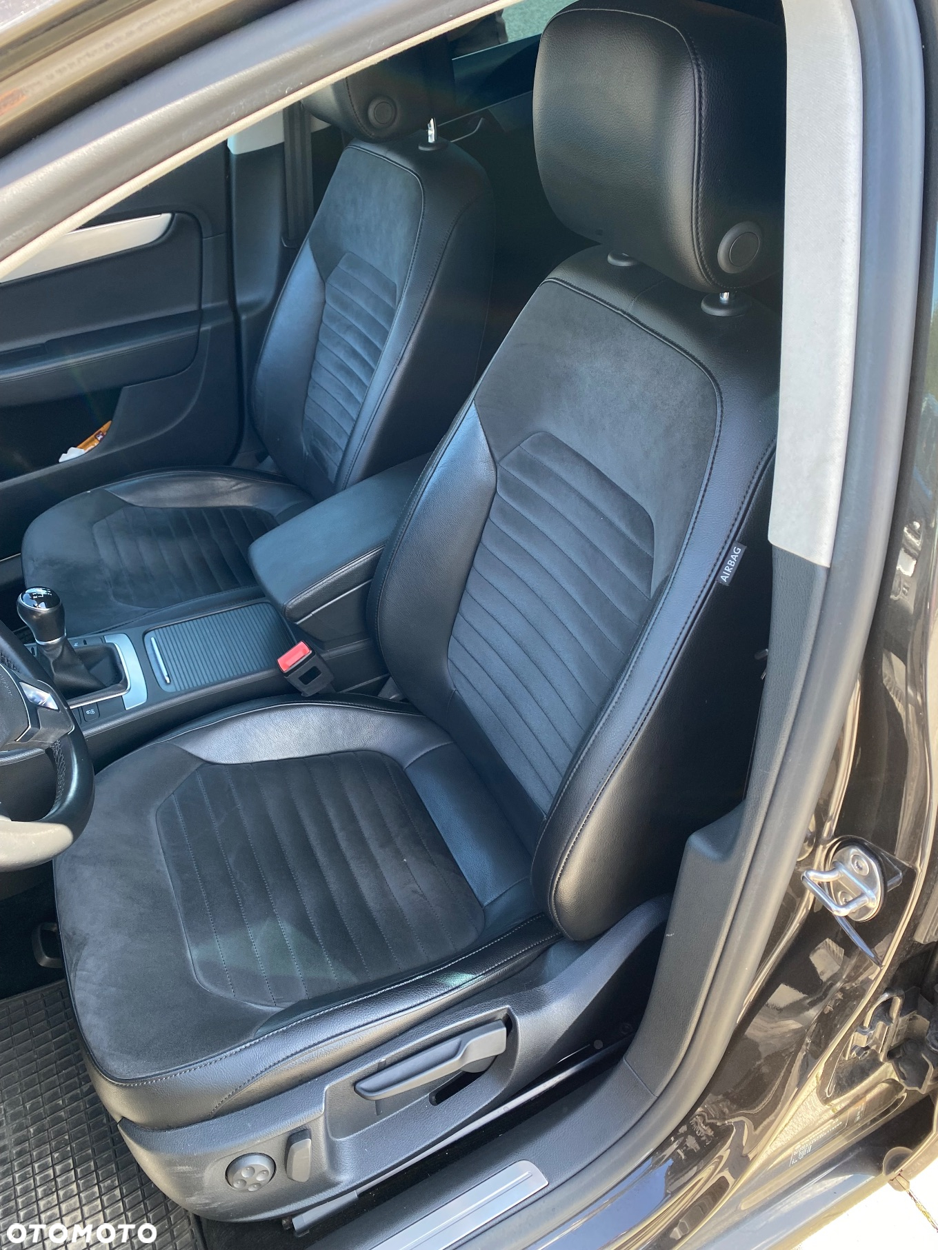 Volkswagen Passat - 11