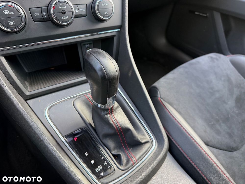 Seat Leon 2.0 TDI DPF DSG FR - 28