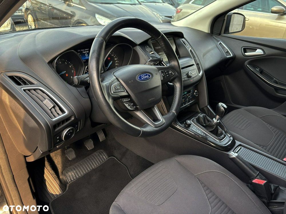 Ford Focus 1.5 EcoBoost STart-Stopp-System TITANIUM - 14