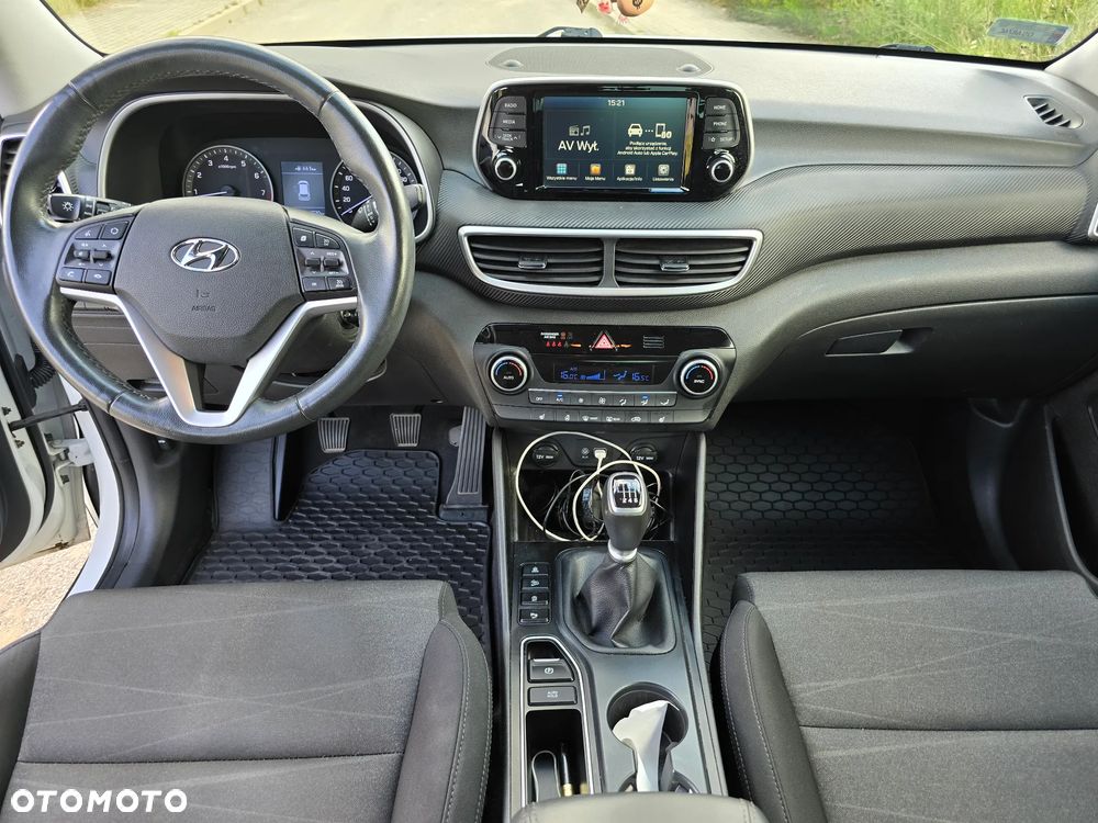 Hyundai Tucson 1.6 GDI BlueDrive Comfort 2WD - 18