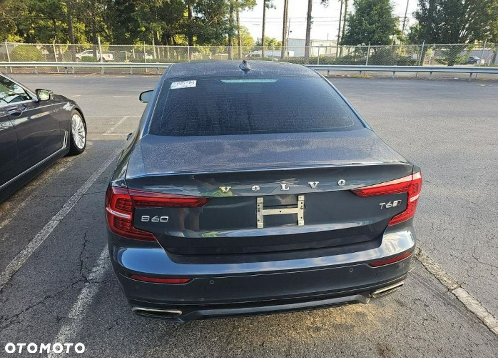Volvo S60 T6 AWD R-Design - 6