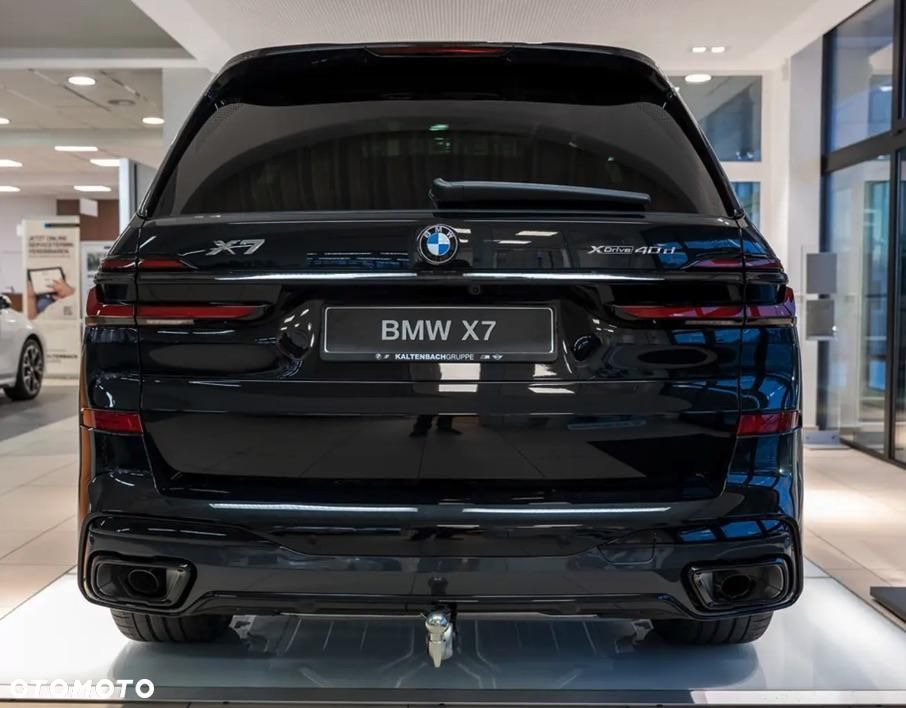 BMW X7 - 7