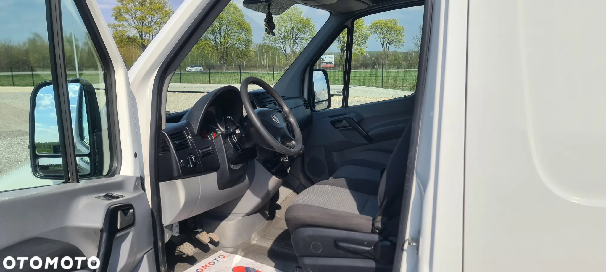 Volkswagen Crafter L2H2 Średni - 9