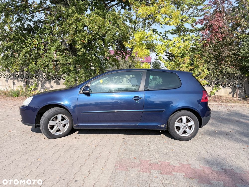 Volkswagen Golf - 2