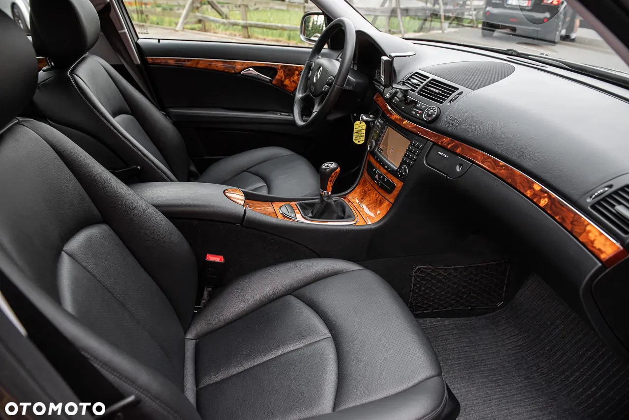 Mercedes-Benz Klasa E 200 CDI Classic BusinessEDITION - 29