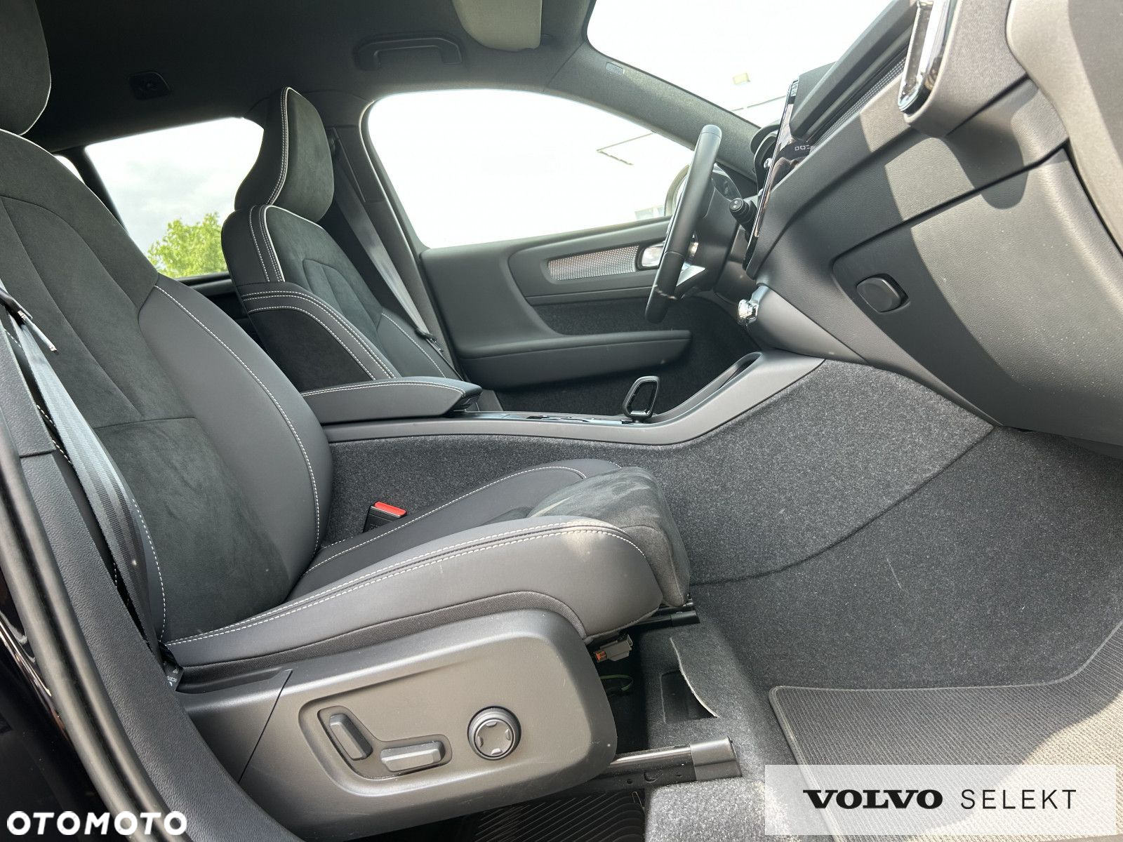 Volvo XC 40 - 22