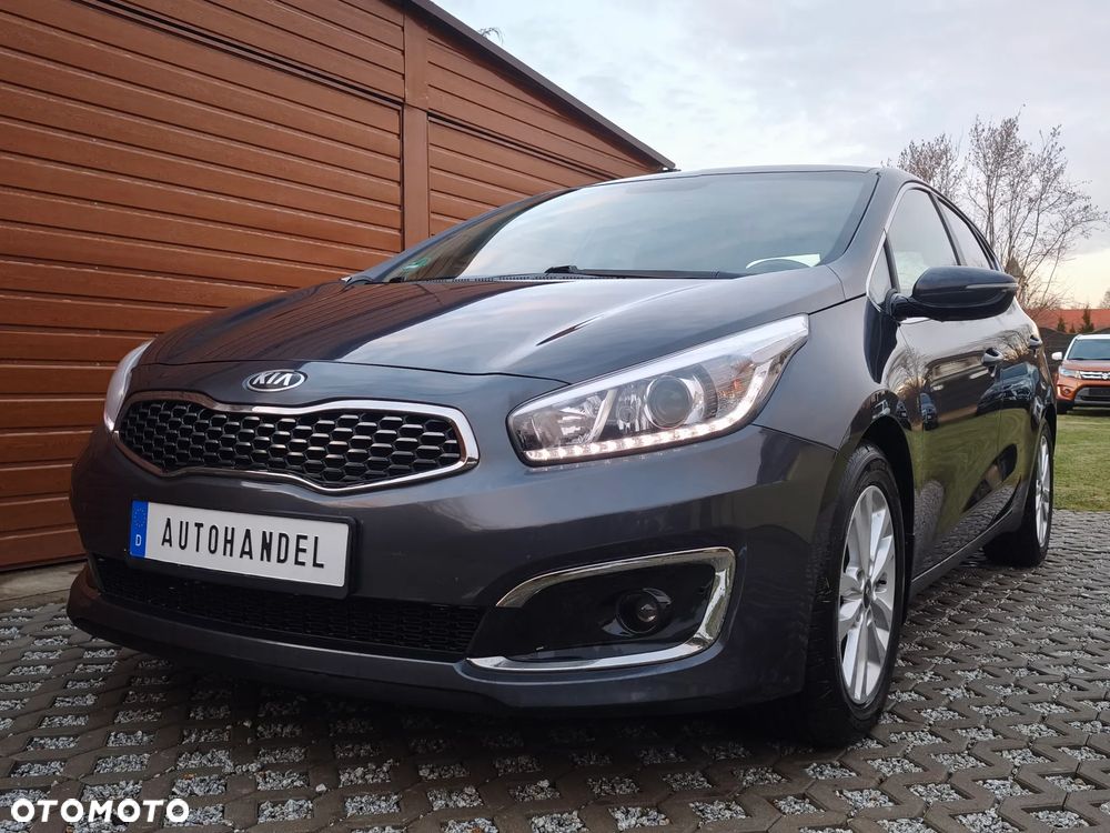 Kia Ceed 1.6 GDI Platinum Edition - 9