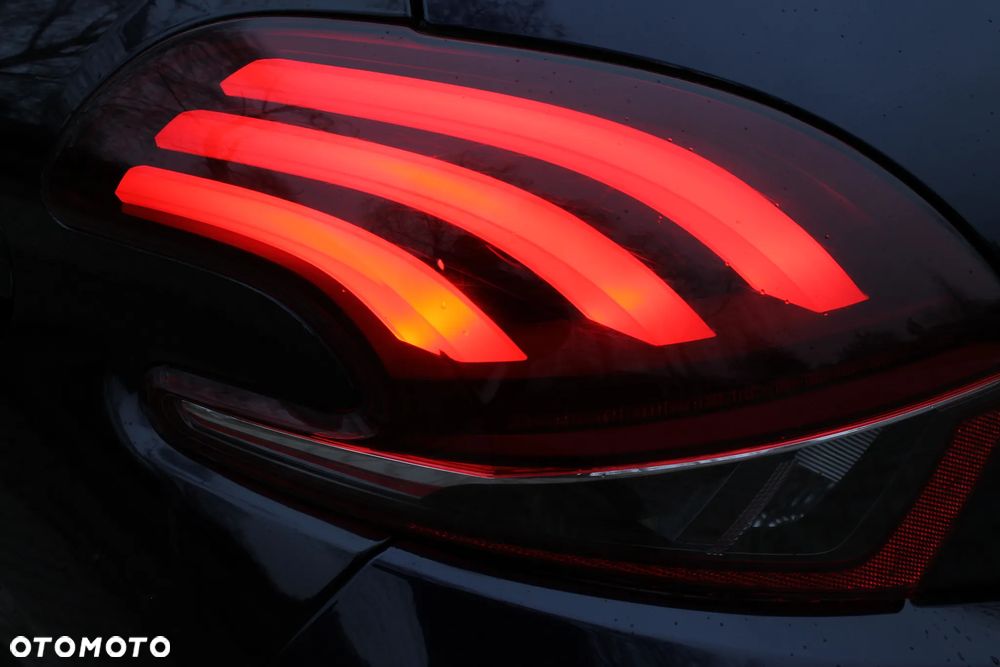 Peugeot 208 Blue-HDi 100 Stop&Start Style - 17