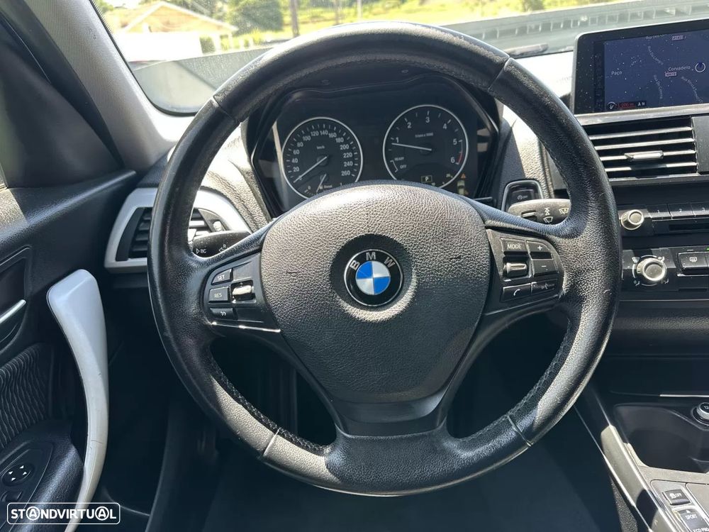 BMW 116 d Aut. Sport Line - 30