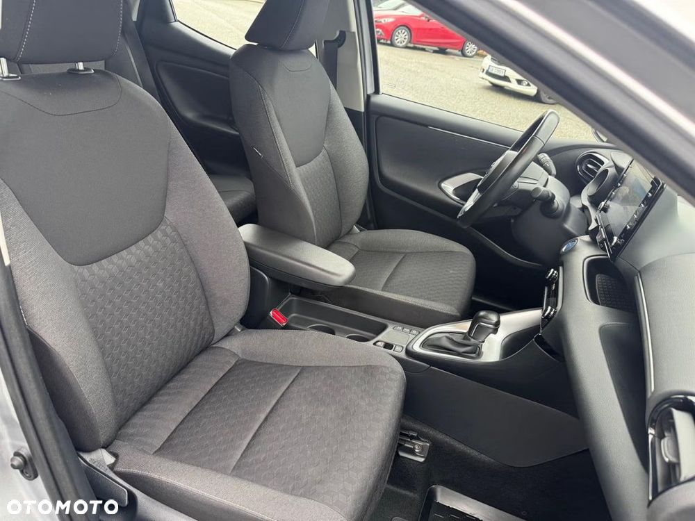 Toyota Yaris Hybrid 1.5 Active - 11