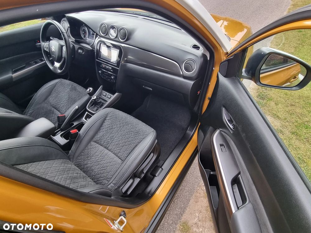 Suzuki Vitara 1.4 Boosterjet Premium 2WD - 35