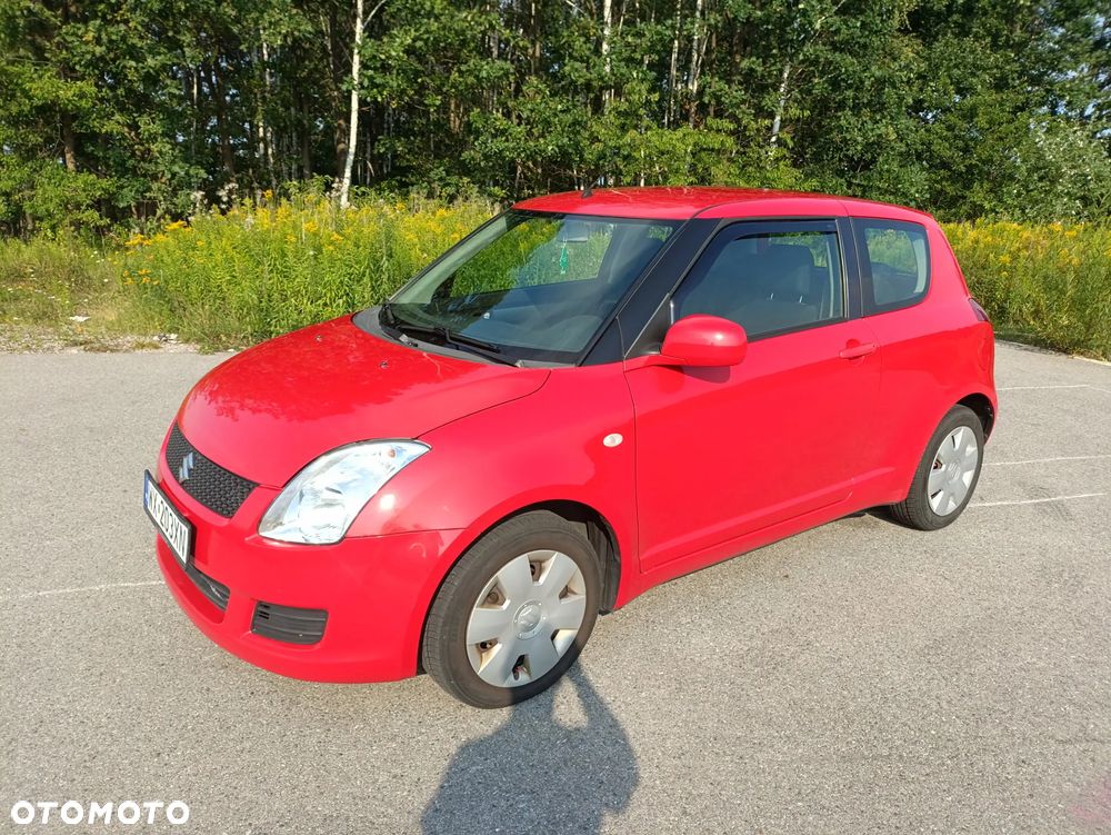 Suzuki Swift - 4