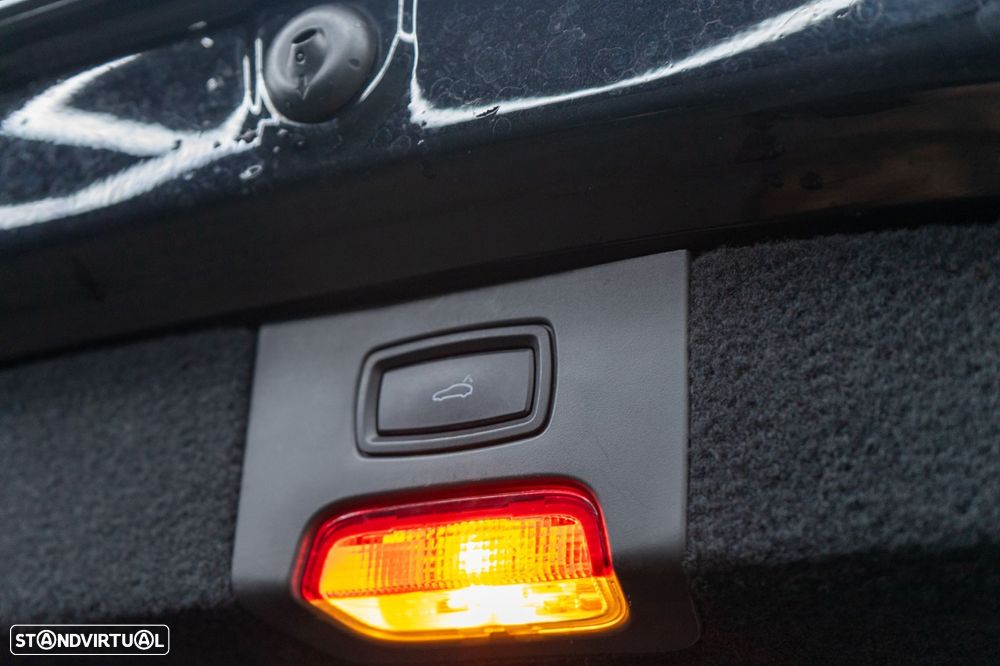 Porsche Cayenne - 31