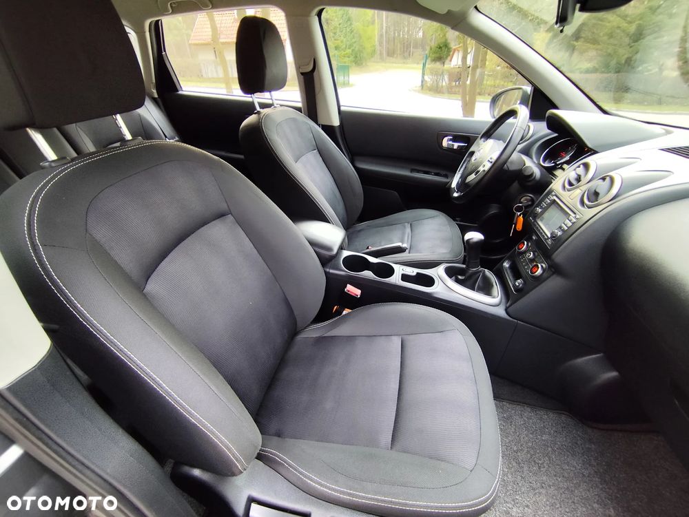 Nissan Qashqai - 14